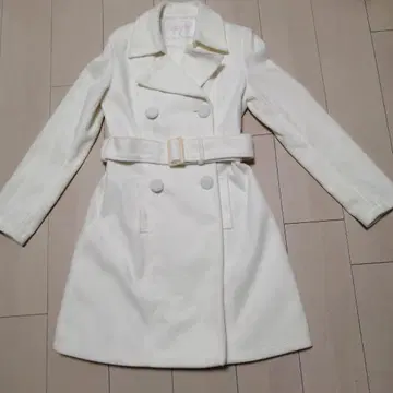 미사용 새상품 LIZ LISA 화이트 롱 코트 벨트 포함