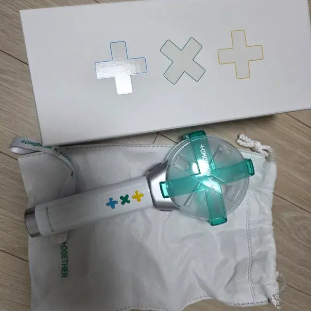 투모로우바이투게더 공식 응원봉 ver.1