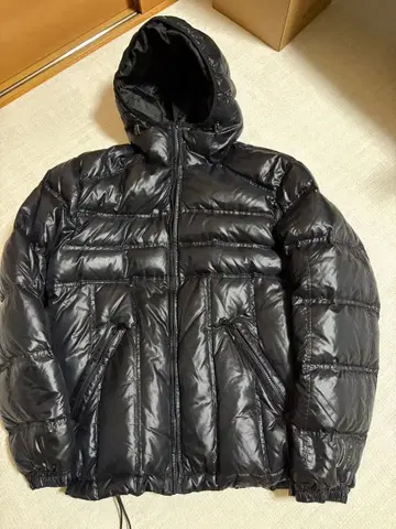 올드 유니클로 프리미엄 다운 자켓 y2k 00s 크롭 기장 광택