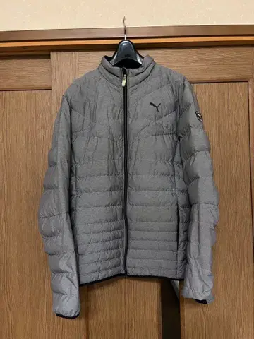 Puma 그레이 다운 자켓 (라이트 다운)