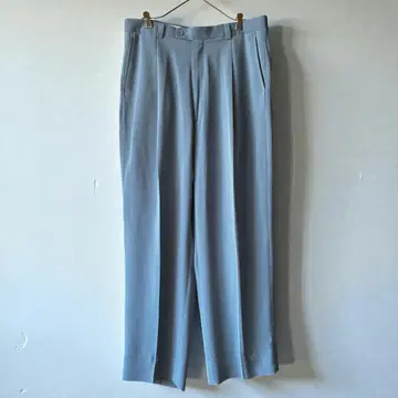 라이트 블루 플리츠 슬랙스