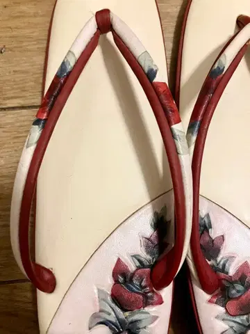 [ 다이쇼 로망, 장미 가죽 엠보 조리 ]