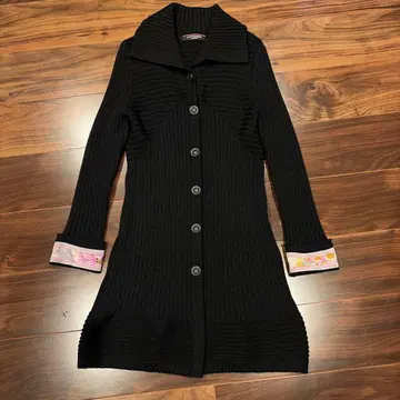 레오나르 리브 블랙 롱 가디건