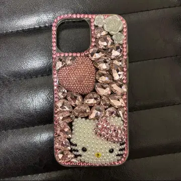 키티 스마트폰 케이스 iPhone15 갸루 큐빅 핑크 반짝반짝