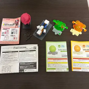 건담 프라모델 자쿠 플라군 할로 1/60 전동식 4색 사출 성형기