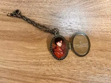 진격의 거인 엘렌 예거 펜던트 키링 로켓 펜던트