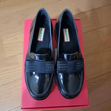 새상품 HUNTER 헌터 리파인드 보우 글로스 페니 로퍼 완전 방수