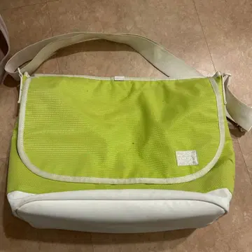 라임 그린 메신저 백