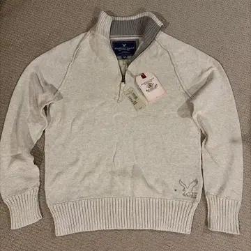 [ 새상품 ] 아메리칸 이글 아웃피터스 지퍼 스웨터 M 아이보리