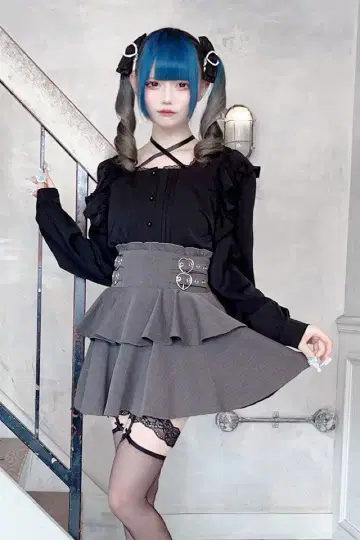 [ MA*RS ] 하트 버클 2단 프릴 치마바지 차콜 그레이 size-F