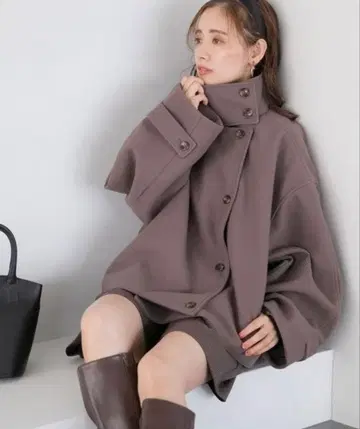 mysty woman 스탠드넥 숏코트