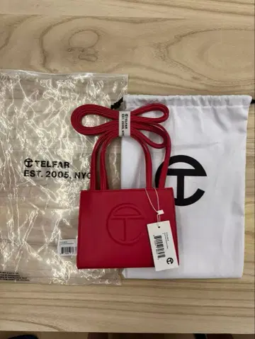 Telfar 빨간색 숄더백