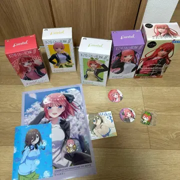 5등분의 신부 피규어 5체 + 기타 잡다한 것들