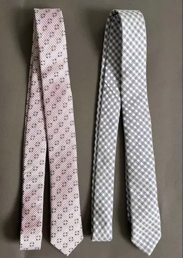넥타이 2세트 핑크와 그레이
