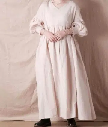 유니버설 티슈 트리플 와셔 린넨 원피스