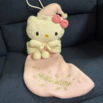 키티 핑크 산타 부츠 크리스마스