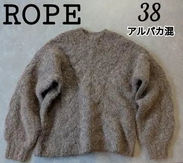 MADEMOISELLE ROPE' 알파카 미들 기장 니트 새상품급 로페