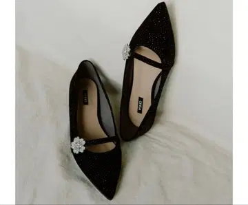 OHGA GLITTER BIJOU PUMPS 24.5cm