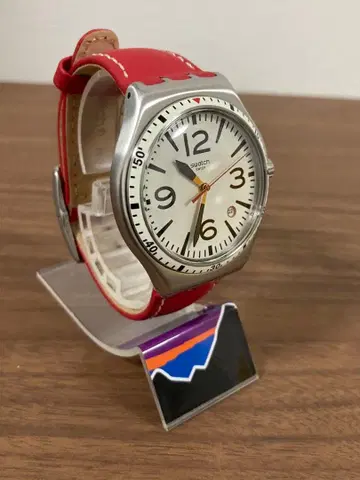 Swatch 아날로그 손목시계