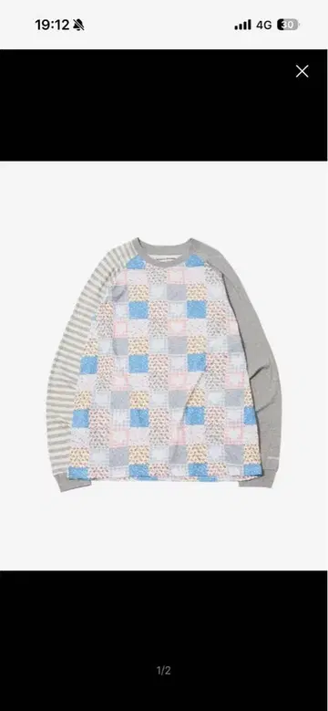 the museum visitor PATCH PRINTED 셔츠