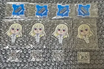 아크릴 스탠드 아후로 테루미 x 4 and gallery