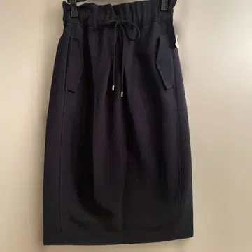 MACPHEE 맥피 허리 개더 이지 스커트 네이비 32