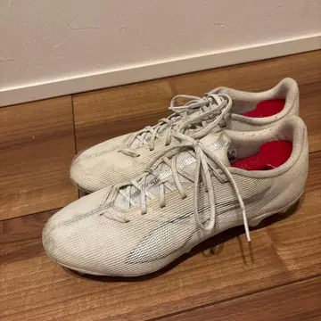 PUMA 축구화 화이트