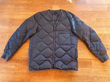 리사이클 다운 자켓 퀼팅 디자인 유니클로 차콜 그레이