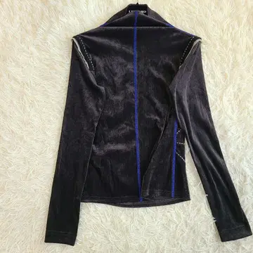 미사용급 히로코코시노 벨로아 상의 니트 도킹 스티치