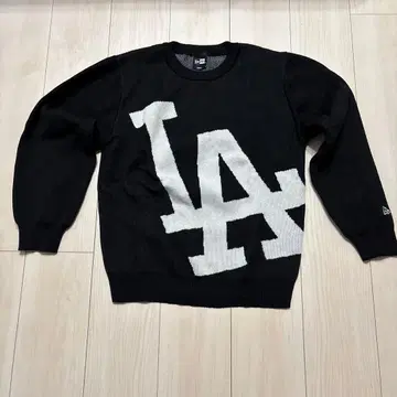 NEW ERA LA 로고 니트 스웨터 S 사이즈 블랙