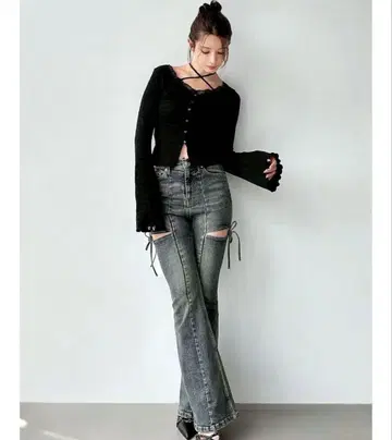 RESEXXY 컷 아웃 리본 데님 팬츠