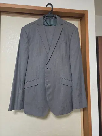 A.S.M 아틀리에 서브 MEN's 수트 L 그레이 스트라이프 상태 좋음