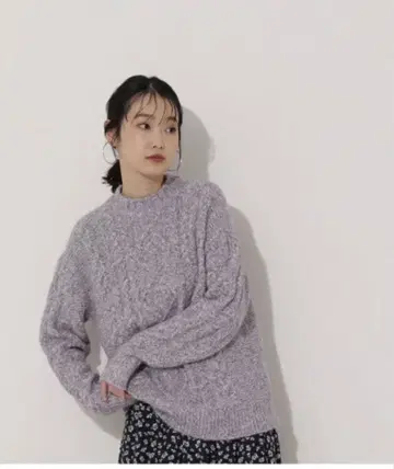 내추럴 뷰티 베이직 라벤더 케이블 짜임 스웨터