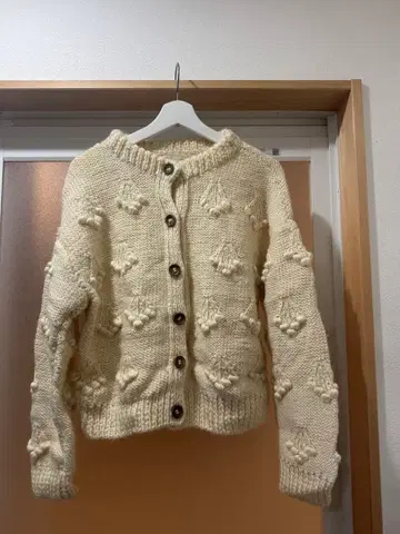 차일드우먼 도트 앤 스트라이프 팝콘 편직 니트 가디건