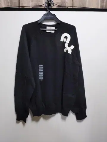 [ A|X ] 블랙 스웨트 셔츠 M 사이즈