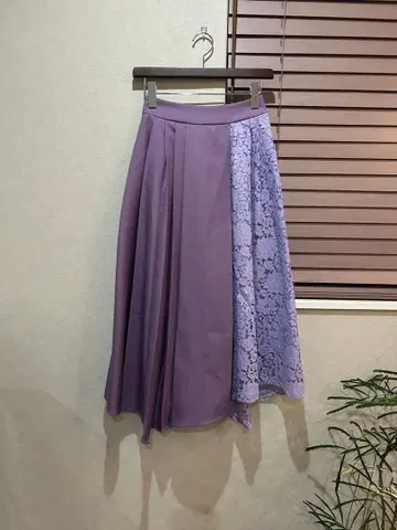 KBF+ 퍼플 플레어 스커트 레이스