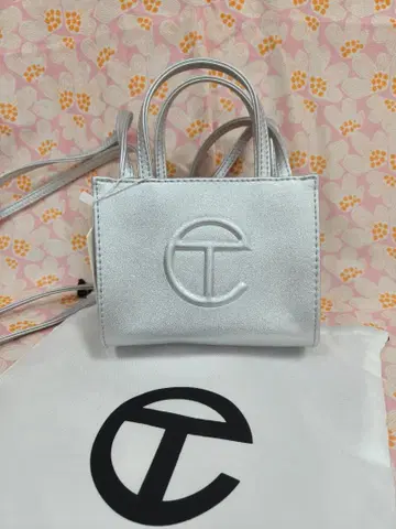 TELFAR 새상품 실버 로고 숄더백