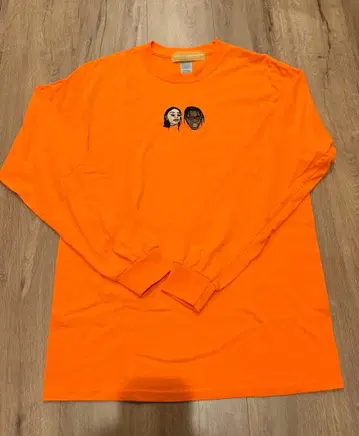 월드 와이드 페이머스 롱 티셔츠 오렌지 네온