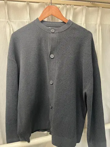 ZARA 그레이 버튼 가디건 M