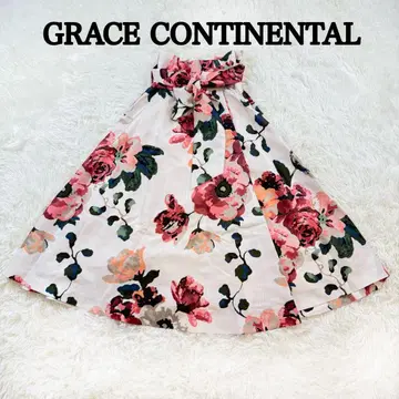 GRACE CONTINENTAL 그레이스 콘티넨탈 플라워 무늬 스커트
