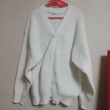 Firsthand 화이트 V넥 가디건