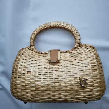 오티노 베이지 바스켓 핸드백