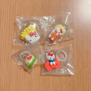 헬로키티 아메리칸 디자인 메지루시 액세서리 4개 세트