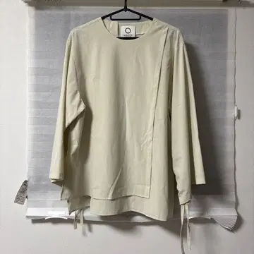 MARW UNITED ARROWS 크림색 래쉬가드 셔츠