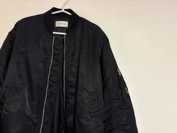 블랙 MA-1 자켓 여성용