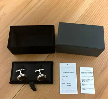 THE TREAT DRESSING 블랙 커프스 링크스