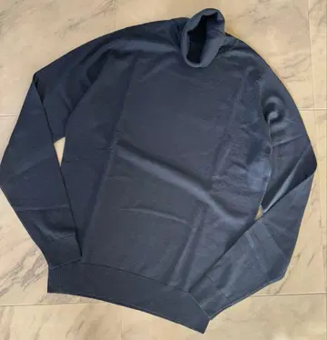 [ 미사용 새상품 ] JOHN SMEDLEY 터틀넥 니트