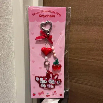 메조피아노 x 헬로키티 키체인 키링 POPUP
