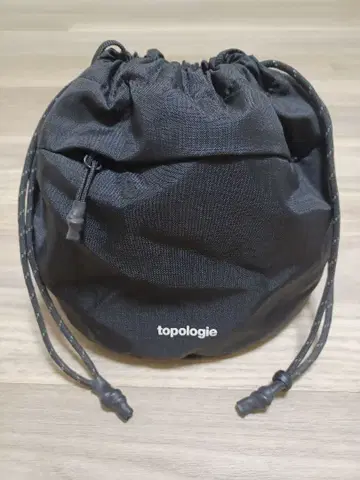 Topologie/토폴로지 /리버서블 버킷 백 단독