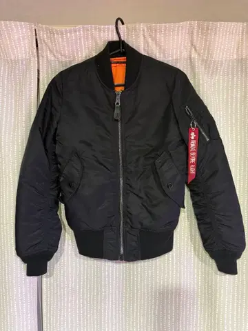 새상품급 알파인더스트리 MA-1 블랙 플라이트 자켓 미군